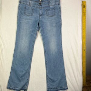 Cabi Mid Rise Wide Leg Jeans